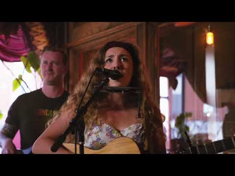Hillary Fitz - "Writing Out the Lines" — video thumbnail
