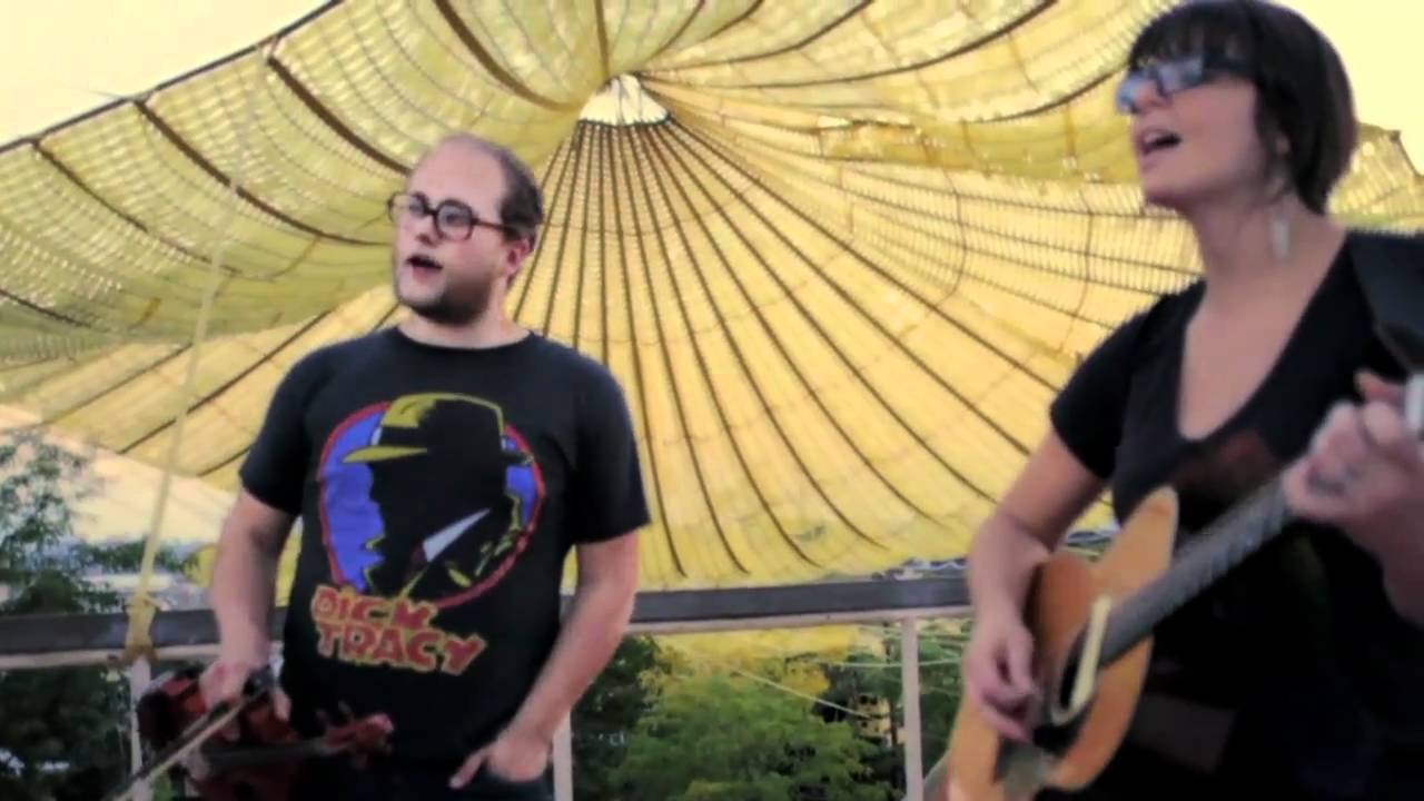 Beth Bombara (Lo-Fi Session) — video thumbnail